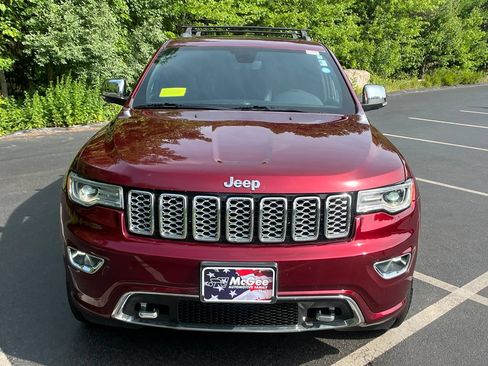 Used 2019 Jeep Grand Cherokee Overland AWD/4WD image 8