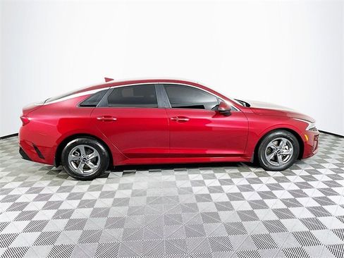Used 2023 Kia K5 LXS image 9
