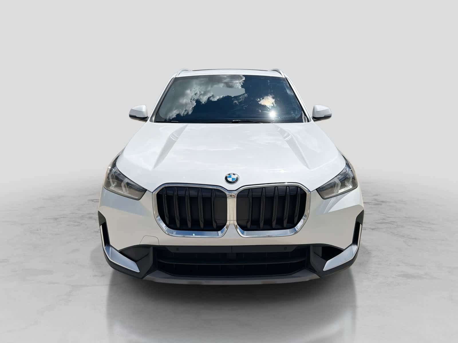 Used 2023 BMW X1 xDrive28i w/ Convenience Package AWD/4WD image 9