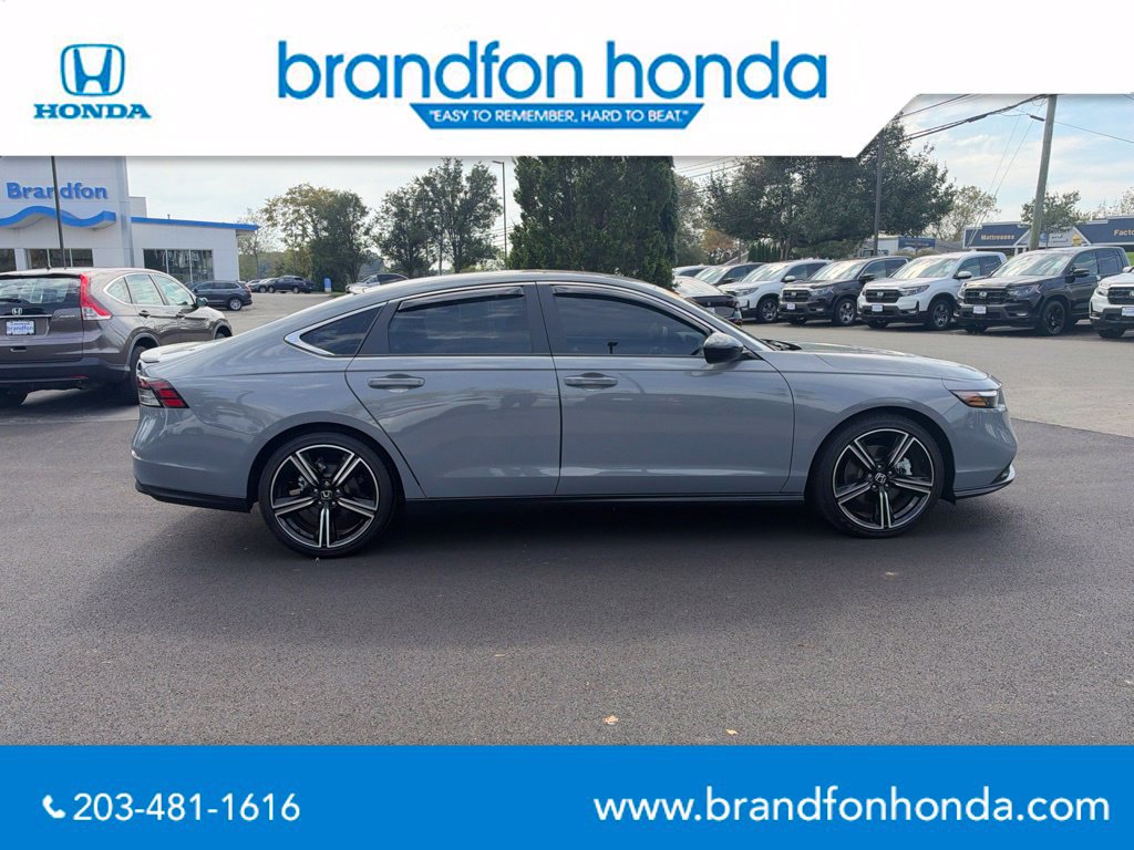 Used 2025 Honda Accord Sport image 7