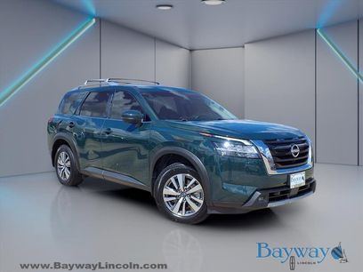 Used 2022 Nissan Pathfinder SL