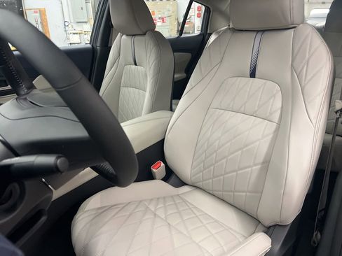 New 2026 Nissan Sentra SL w/ Floor Mat Package FWD image 25