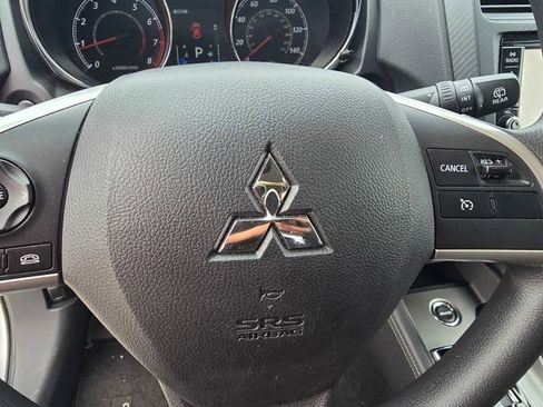 Used 2025 Mitsubishi Outlander Sport ES image 21