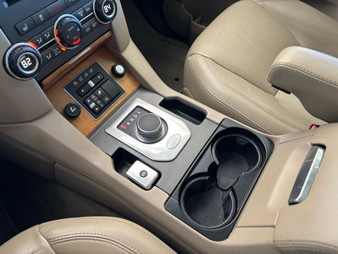 Used 2014 Land Rover LR4 HSE LUX image 18