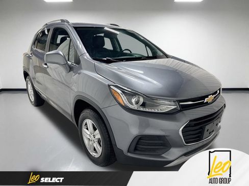 Used 2019 Chevrolet Trax LT w/ LT Convenience Package AWD/4WD image 5