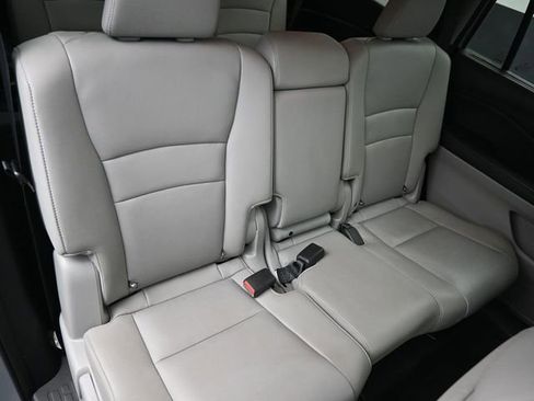 Used 2021 Honda Pilot Touring image 44