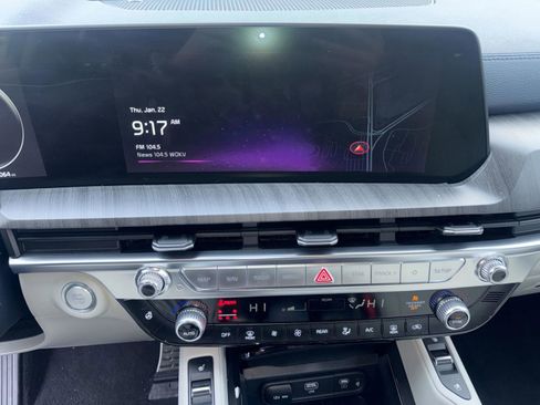 Used 2023 Kia Telluride SX image 18