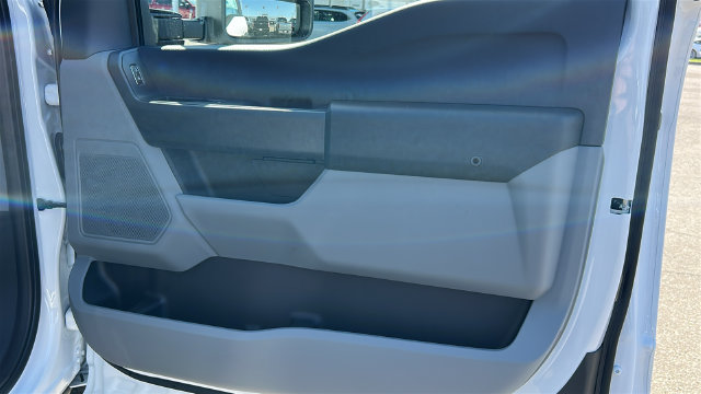 New 2026 Ford F350 XL w/ XL Chrome Package RWD image 10