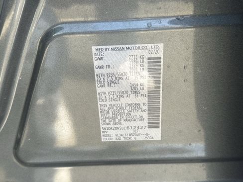 Used 2020 Nissan Pathfinder Platinum image 37