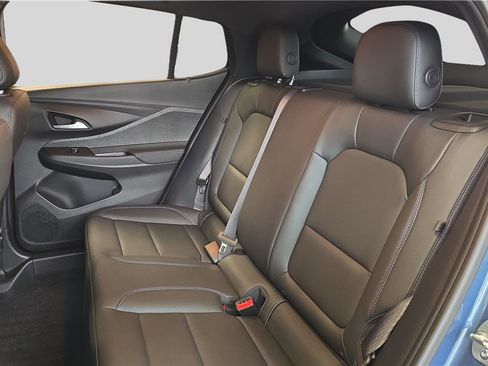 Used 2024 Buick Envista Sport Touring w/ Convenience I Package FWD image 18