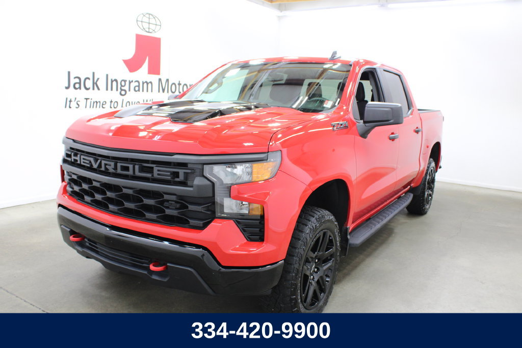 Used 2024 Chevrolet Silverado 1500 Custom Trail Boss w/ LPO, Dark Essentials Package AWD/4WD 360° Tour