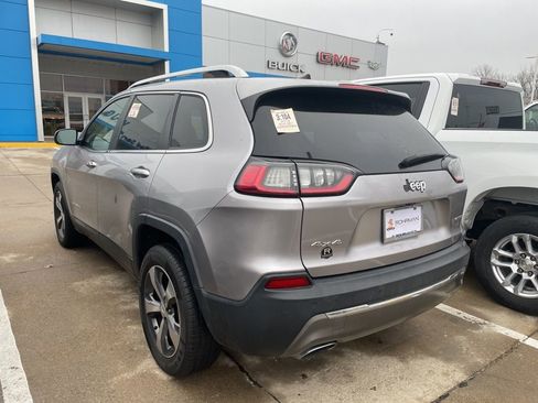 Used 2019 Jeep Cherokee Limited image 5
