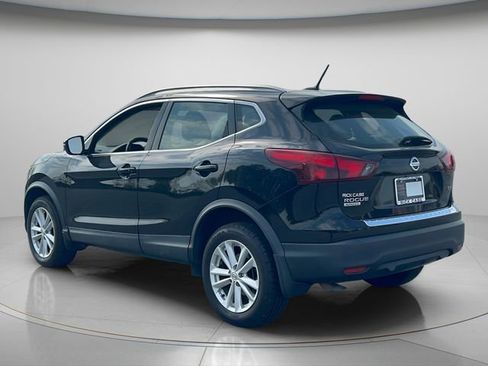 Used 2017 Nissan Rogue Sport SV image 6