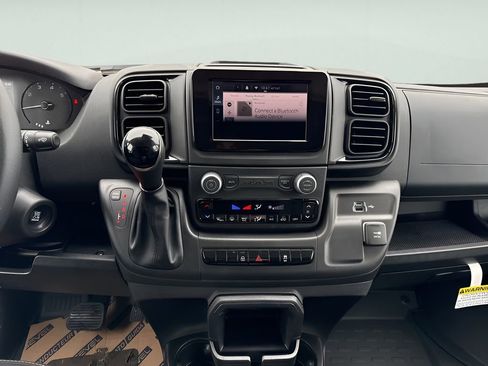 New 2026 RAM ProMaster 2500 image 18