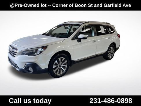 Used 2019 Subaru Outback 3.6R Touring w/ Popular Package #3A AWD/4WD image 1