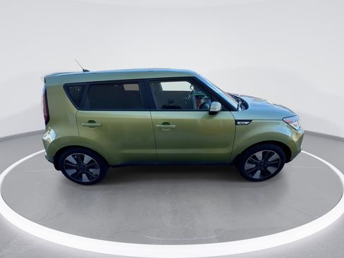 Used 2015 Kia Soul ! image 9