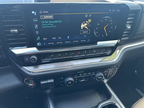 Used 2024 Chevrolet Silverado 1500 LTZ w/ Technology Package image 30