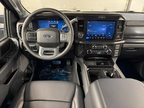 New 2026 Ford F250 Lariat w/ Black Appearance Package AWD/4WD image 8
