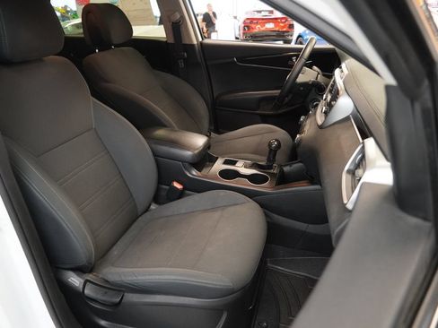 Used 2016 Kia Sorento FWD w/ LX Convenience Package image 30