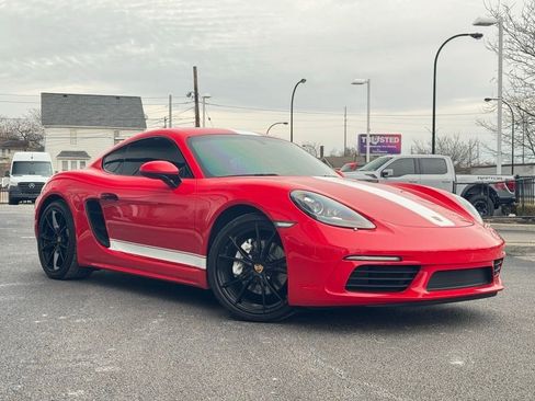 Used 2021 Porsche 718 Cayman image 9