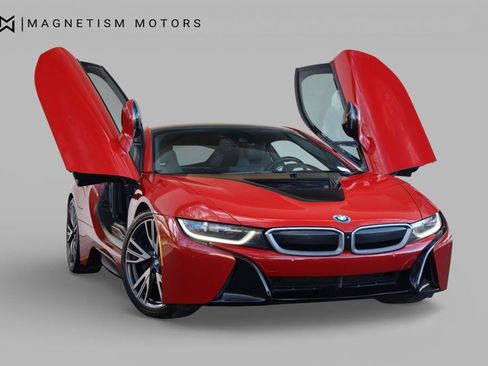 Used 2017 BMW i8 image 8