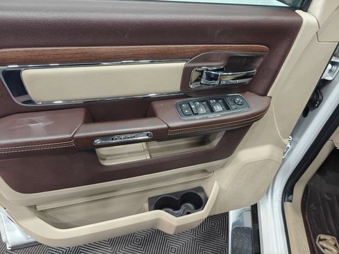 Used 2017 RAM 1500 Laramie w/ Convenience Group AWD/4WD image 60