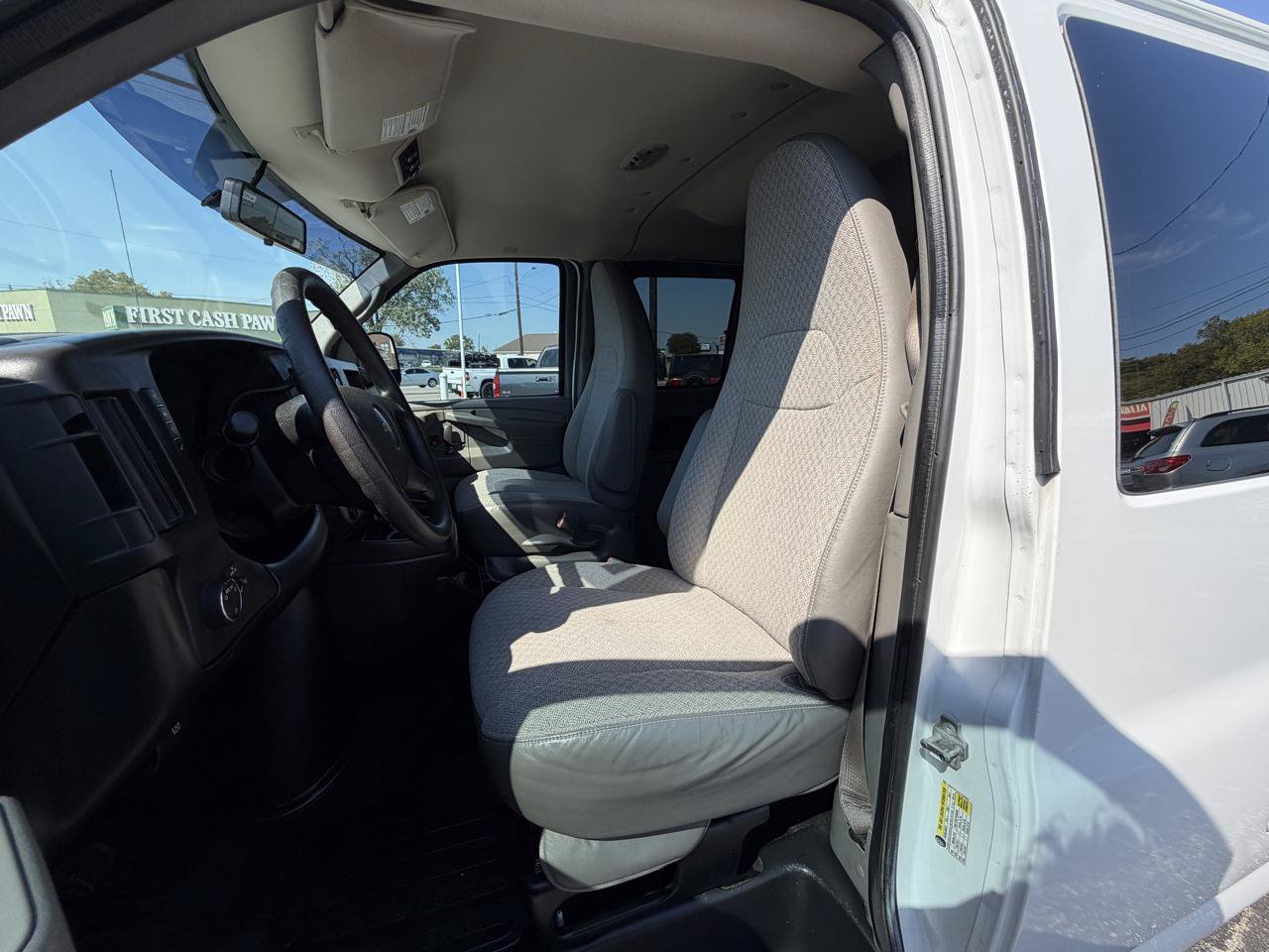Used 2014 Chevrolet Express 1500 LS RWD image 10