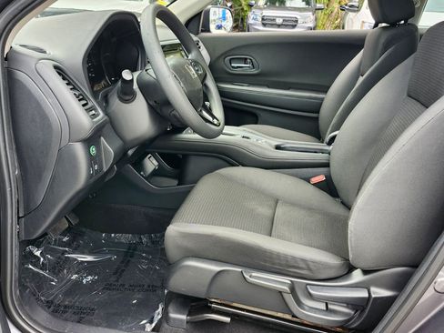 Certified 2019 Honda HR-V LX image 5