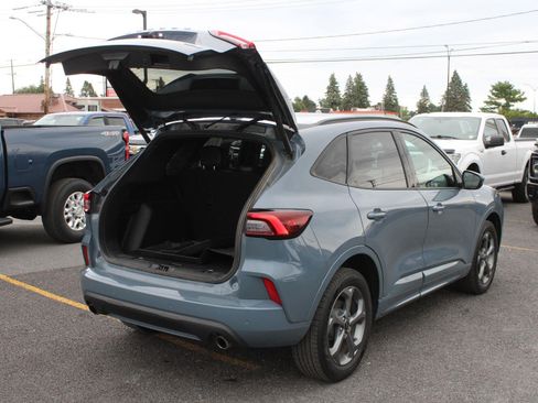 Used 2023 Ford Escape ST-Line Select w/ Tech Pack #1 AWD/4WD image 7
