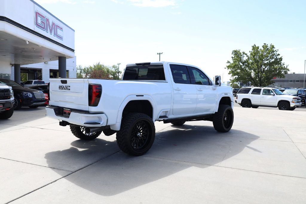 Used 2026 GMC Sierra 3500 Denali Ultimate AWD/4WD image 6