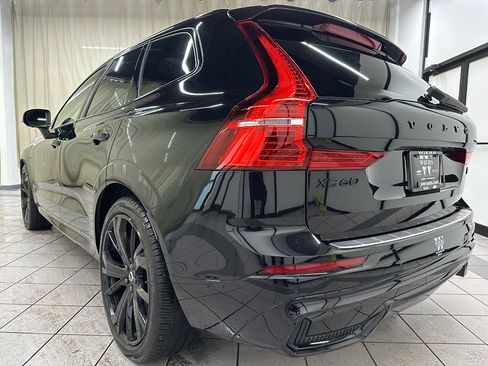 Used 2024 Volvo XC60 T8 Ultimate w/ Protection Package Premier image 9