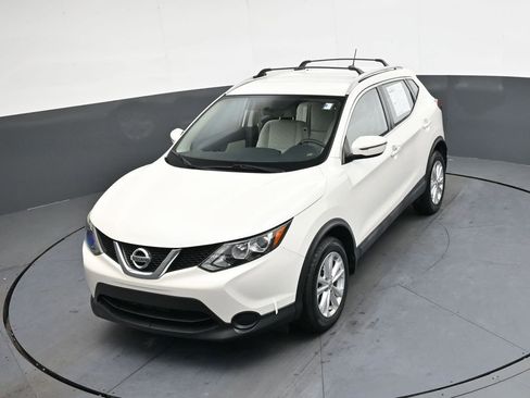 Used 2018 Nissan Rogue Sport SV image 32