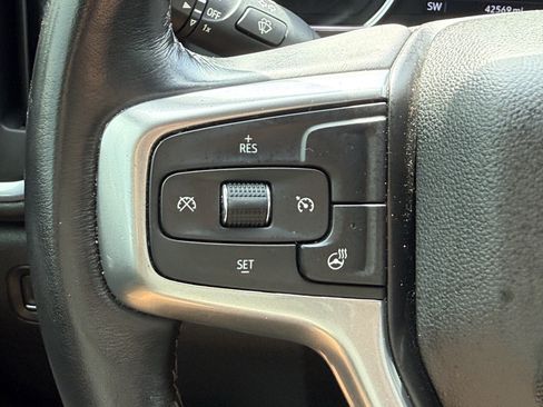 Used 2022 Chevrolet Silverado 1500 LTZ w/ LTZ Convenience Package II RWD image 16