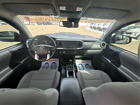 Used 2020 Toyota Tacoma SR5 image 26