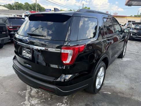 Used 2018 Ford Explorer FWD image 8