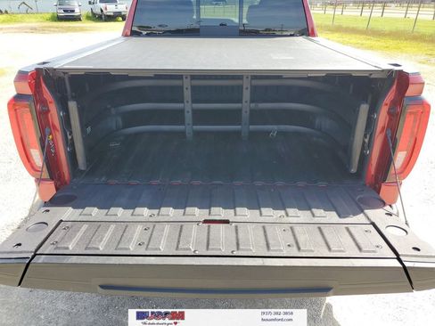Used 2024 GMC Sierra 1500 Denali AWD/4WD image 8