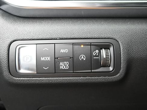 New 2026 GMC Terrain Elevation w/ Elevation Premium Package AWD/4WD image 21