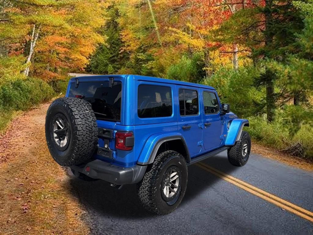 Used 2025 Jeep Wrangler Unlimited Rubicon 392 AWD/4WD image 3