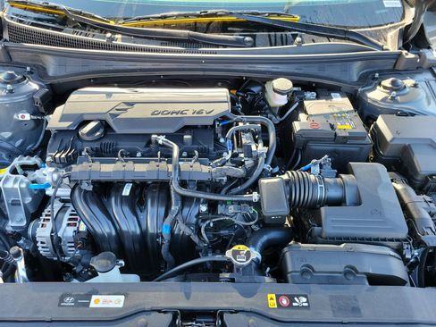 New 2026 Hyundai Elantra Sport FWD image 16