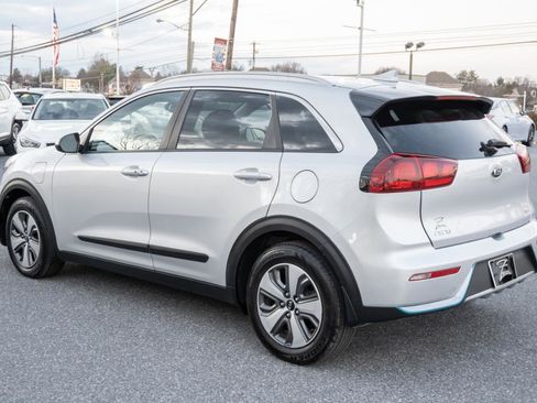 Used 2019 Kia Niro LX image 7