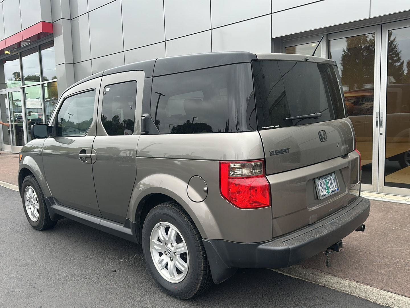 Used 2008 Honda Element EX image 2