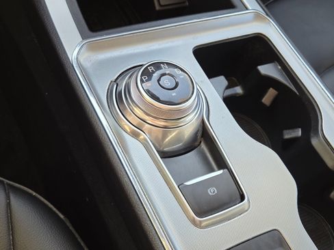 Certified 2022 Ford Edge SEL w/ Convenience Package image 23