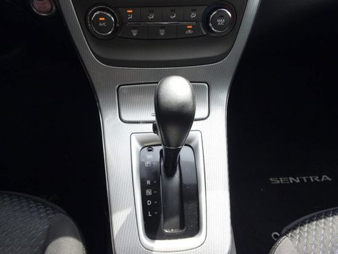 Used 2014 Nissan Sentra SR w/ SR Driver Package image 22