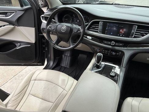 Used 2019 Buick Enclave Essence FWD image 78