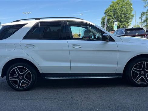 Used 2019 Mercedes-Benz GLE 400 4MATIC image 6