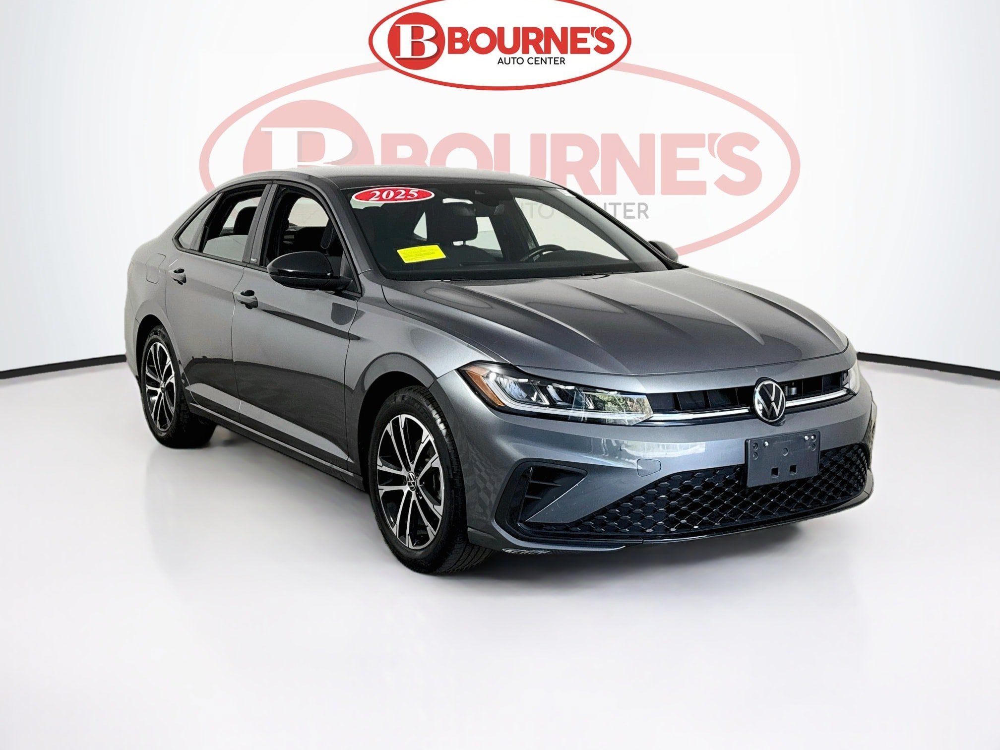 Used 2025 Volkswagen Jetta Sport FWD image 1
