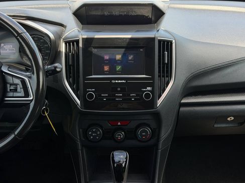 Used 2018 Subaru Crosstrek 2.0i Premium AWD/4WD image 17