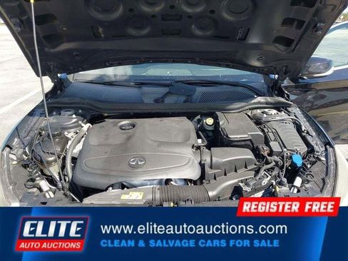 Used 2018 INFINITI QX30 FWD image 19