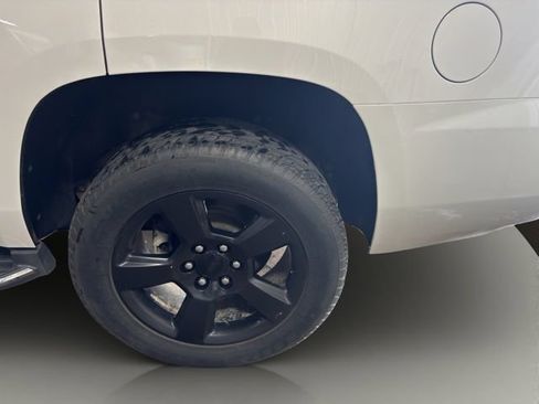 Used 2016 Chevrolet Tahoe LTZ AWD/4WD image 38