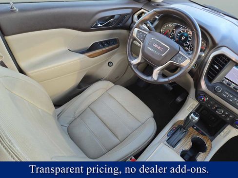 Used 2017 GMC Acadia Denali w/ Technology Package image 18